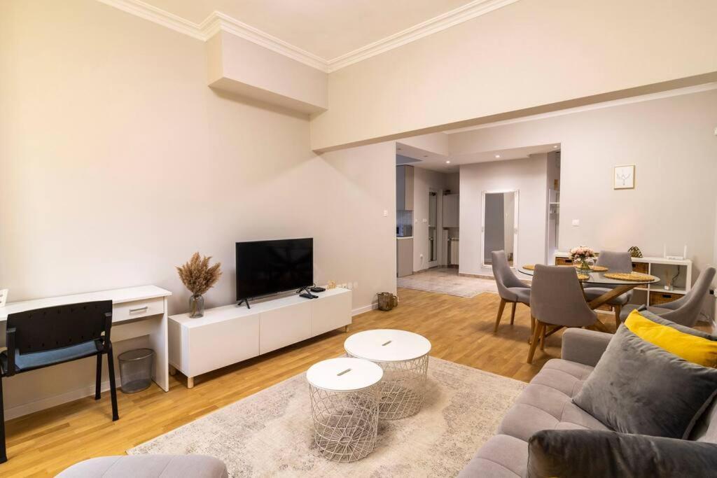 Spacious Aristocratic Apt. With A Colourful View Sofía Exterior foto